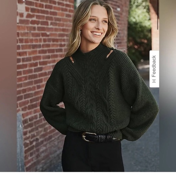 Express Sweater Color Green. size S. - Picture 2 of 5